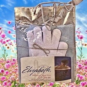 Lady Elizabeth Spa Set Inflatable Pillow + Gloves